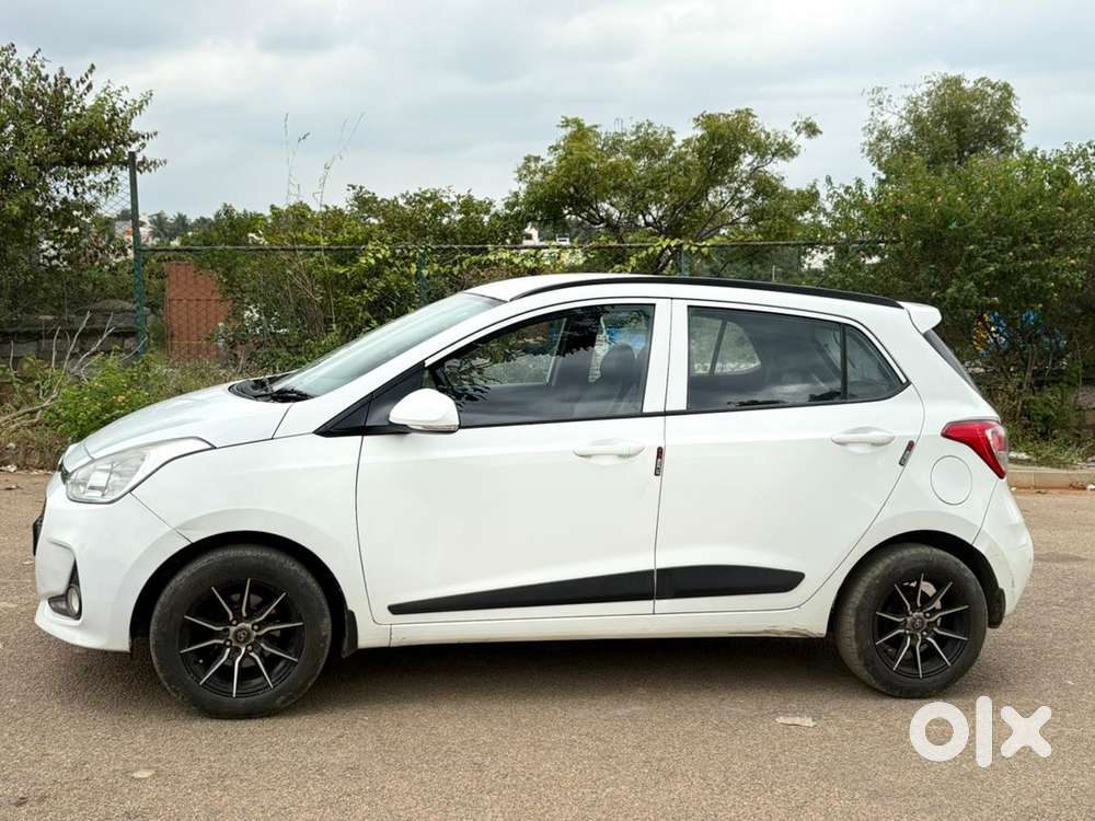 Hyundai I10 Sportz Diesel Manual 2019