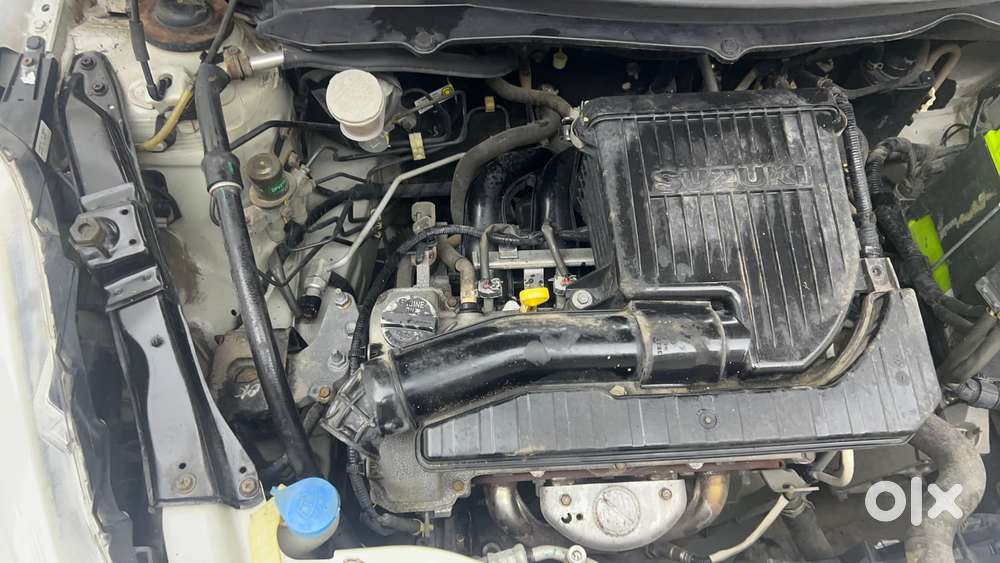 Maruti Suzuki Swift Vvt Vxi, 2014, Petrol