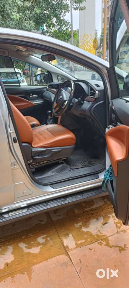 Toyota Innova Crysta [2020-ongoing] 2.4 Vx 8 Str, 2021, Diesel