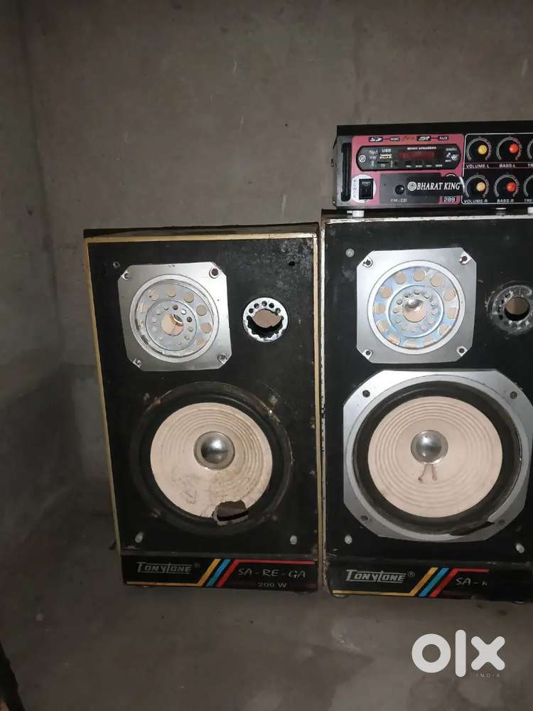 60w4oms + 60w4 oms bass speaker 2 mid speaker  box 4440Dual ic amplifi