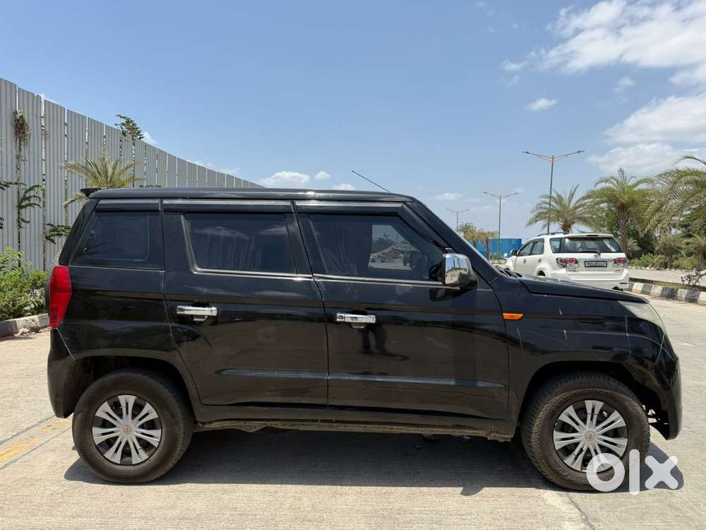Mahindra Tuv 300 T4 Plus, 2016, Diesel