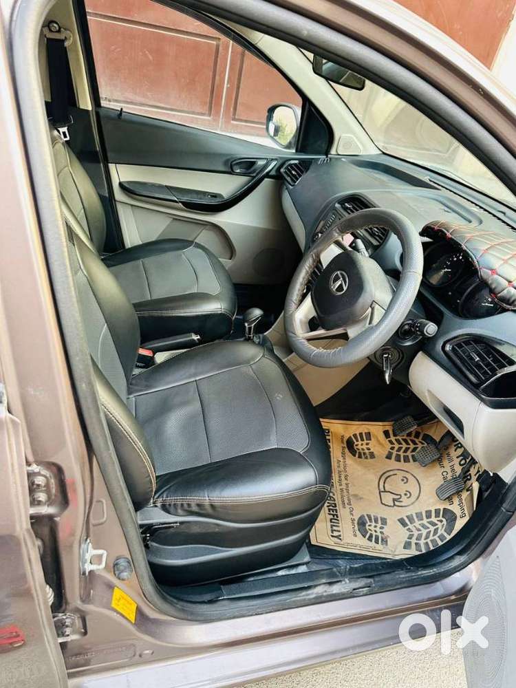 Maruti Suzuki Xl6 1.5 Alpha Plus At, 2020, Petrol