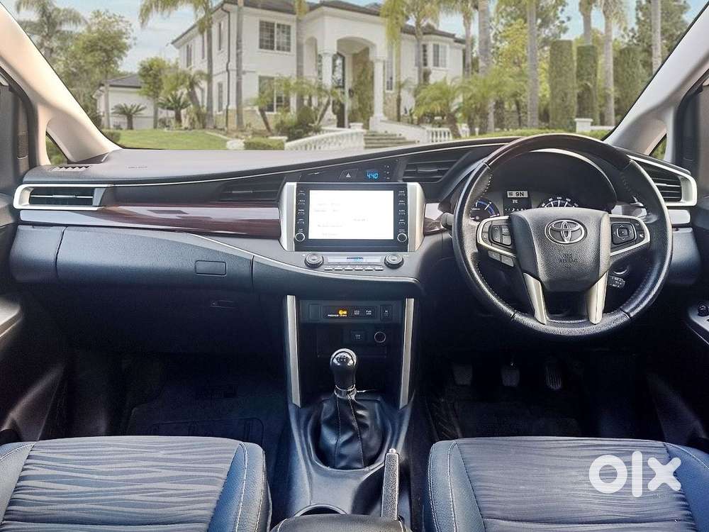 Toyota Innova Crysta