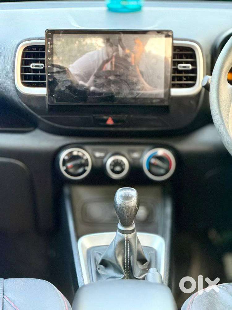 Hyundai Venue Sx Mt, 2020, Petrol