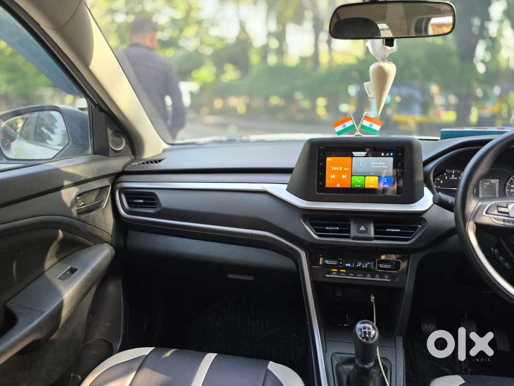 Maruti Suzuki Brezza 1.5 Vxi Cng, 2023, Cng & Hybrids