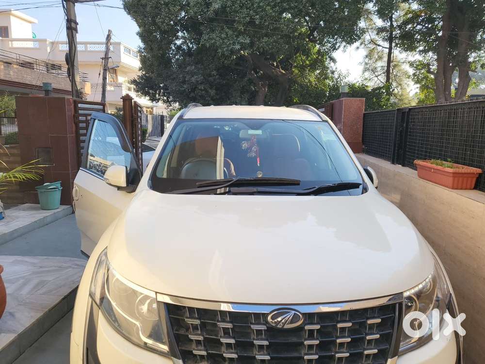 Mahindra Xuv500 ,excellent Condition,diesel 90000 Km Driven