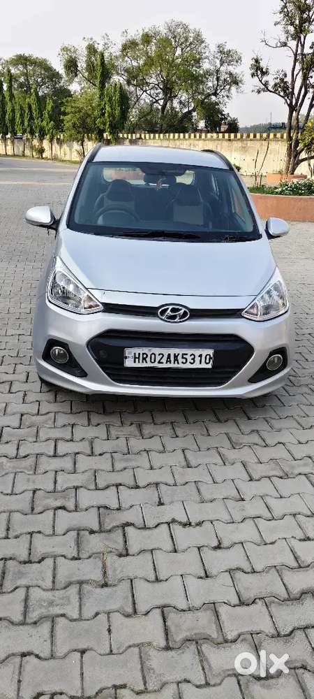 I10 Grand Petrol Sports  2016 2nd Owner Running 75000