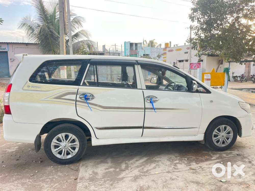 Toyota Innova 2016 Diesel Well Maintained