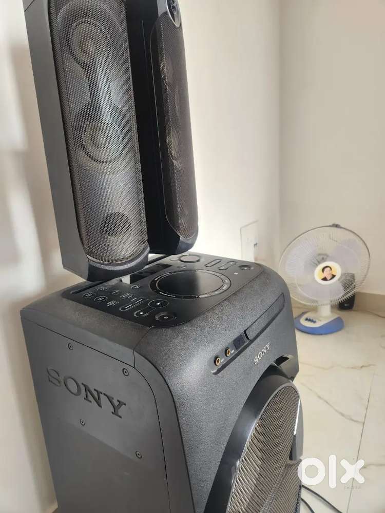 Sony party speaker MHC- GT4D