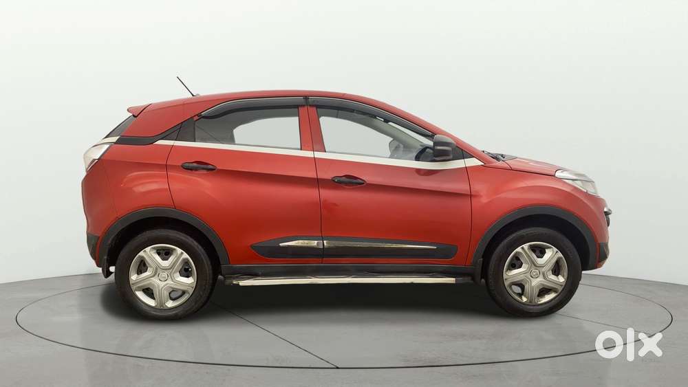 Tata Nexon 1.2 Revotron Xm, 2018, Cng & Hybrids