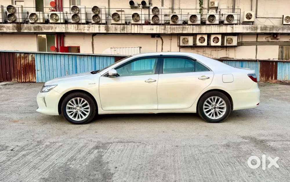 Toyota Camry Hybrid, 2017, Petrol