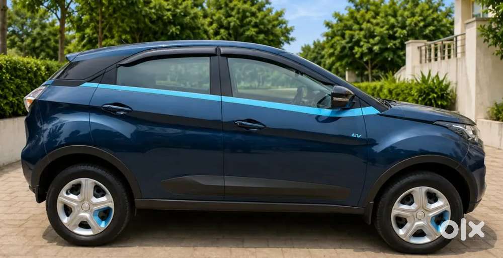 Tata Nexon EV XM 2022 - Photo 3
