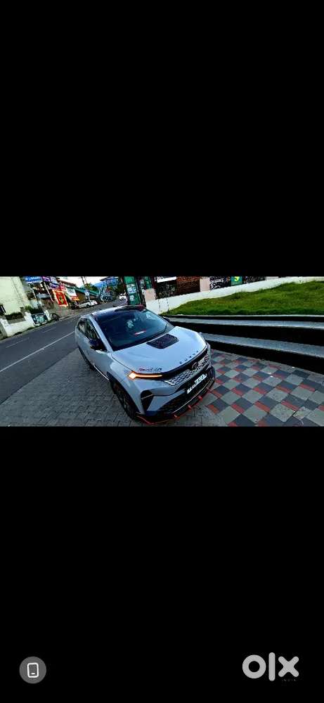 Tata Curvv Creative S Plus Petrol 2025