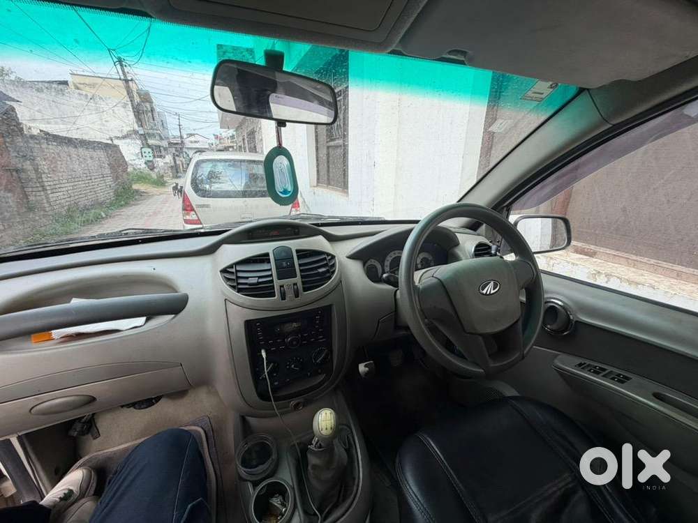 Mahindra Quanto 2013 Diesel Well Maintained