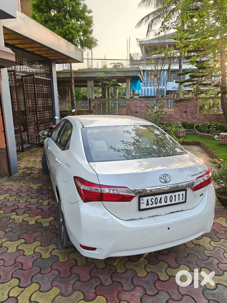 Toyota Corolla Altis 2016
