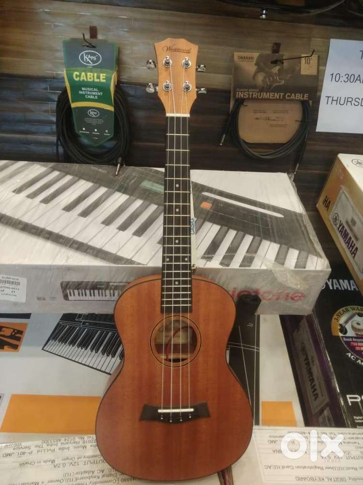 Ukulele on sale on v urgent basis Musical Instruments 1753492197