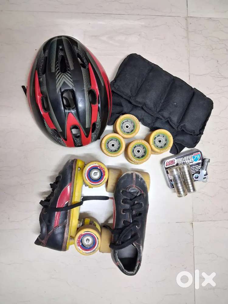 Skating shoes(age 7 to 9)