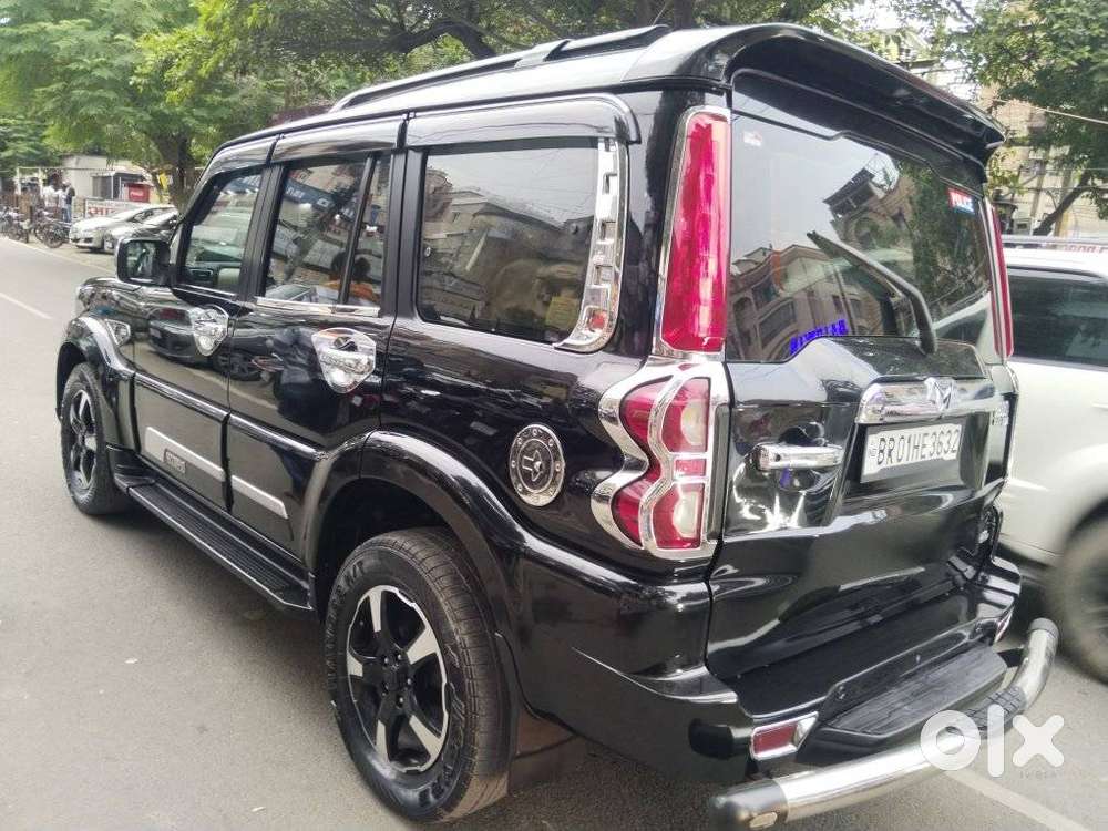 Mahindra Scorpio Classic 2.2 S 11 Mt 7 Cc, 2023, Diesel