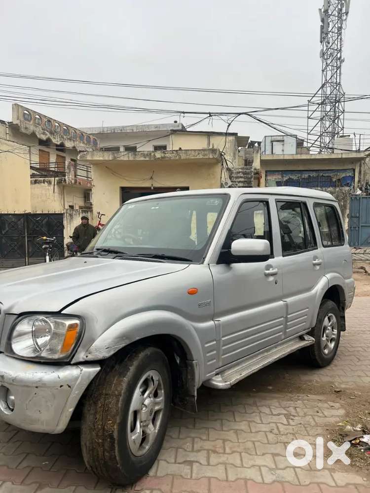 Mahindra Scorpio  With Paid Number