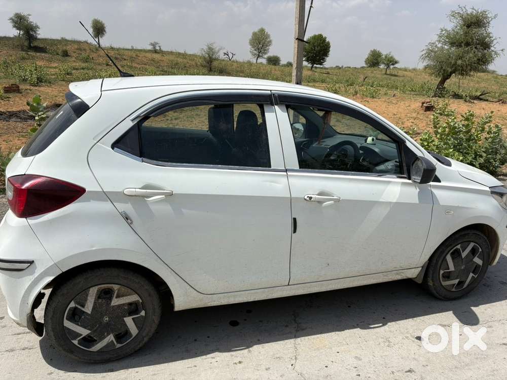 Tata Tiago Petrol Manual 2025