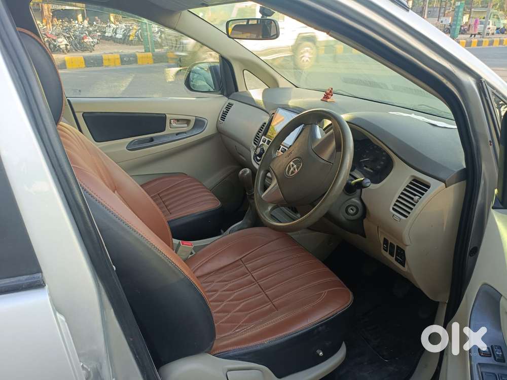 Toyota Innova, 2014