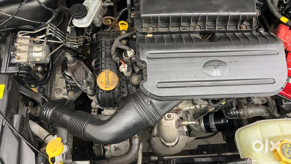 Tata Tiago 1.2 Revotron Xt Option, 2024, Petrol
