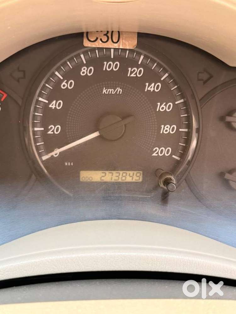 Toyota Innova [2013-2016] 2.5 G4 8 Str, 2013, Diesel