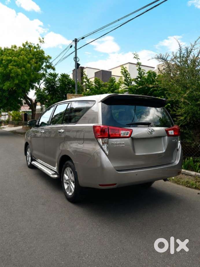 Toyota Innova Crysta 2.4 V, 2017, Diesel