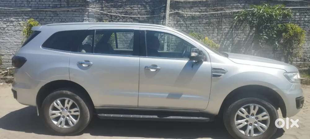 Ford Endeavour 2016 Diesel 140000 Km Driven