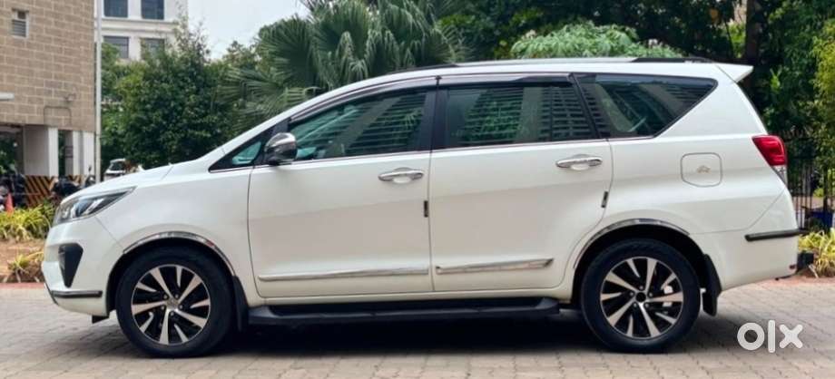 Toyota Innova Crysta 2.4 Z 7 Str, 2022, Diesel