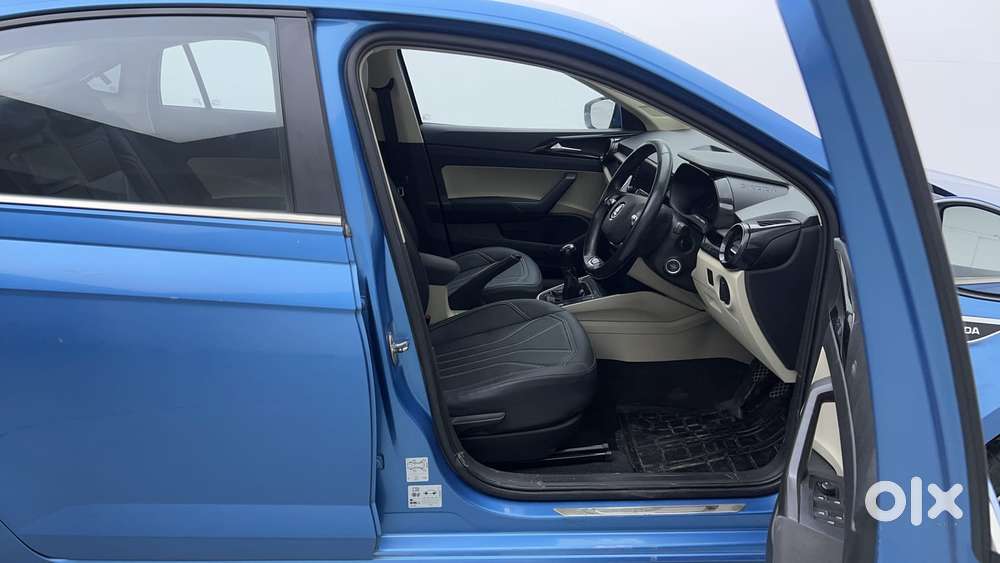 Skoda Slavia Ambition 1.0l Tsi Mt, 2022, Petrol