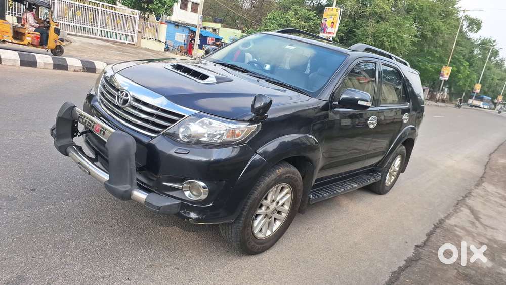 Toyota Fortuner 3.0 4x2 Mt, 2012, Diesel