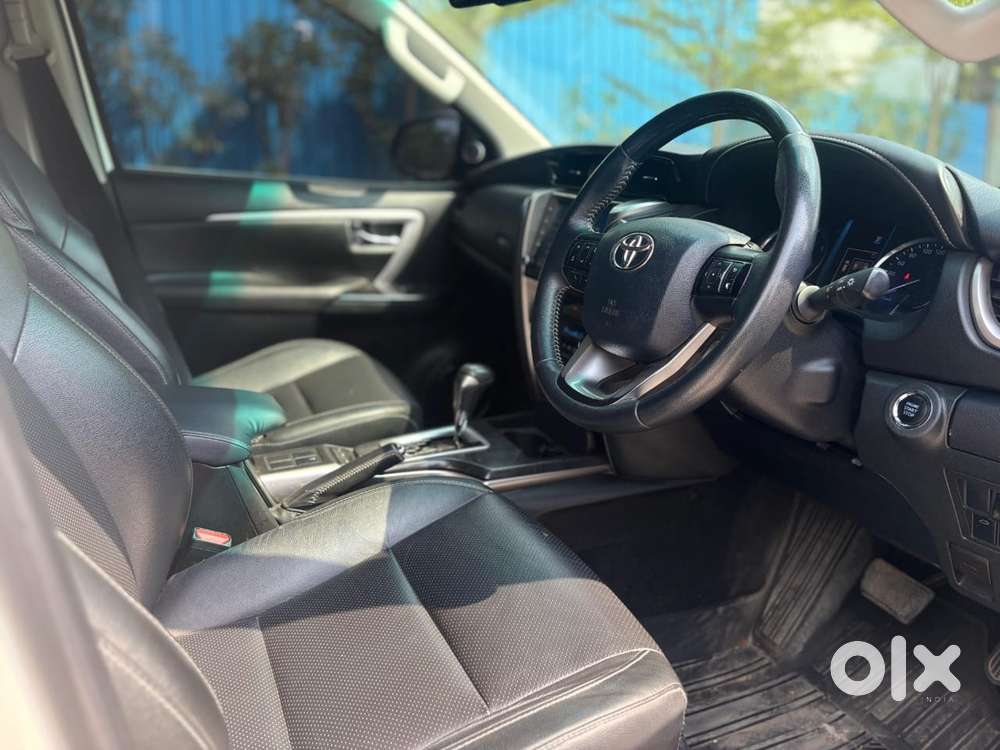 Toyota Fortuner 4x2 At 2.8 Diesel, 2022, Diesel