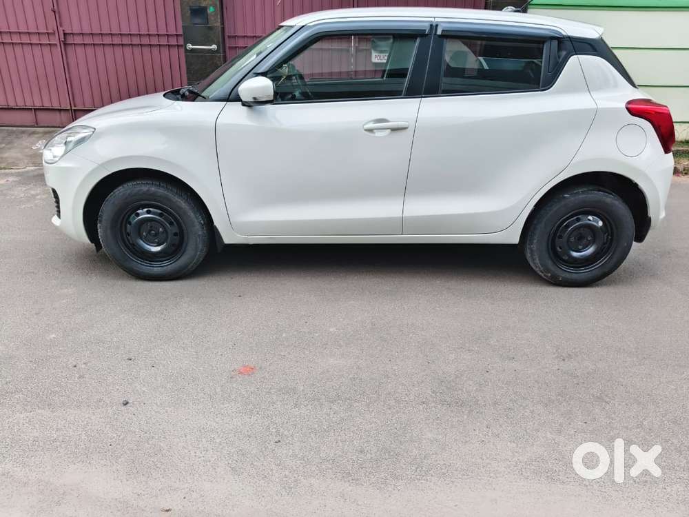 Maruti Suzuki Swift Vvt Vxi, 2022, Petrol