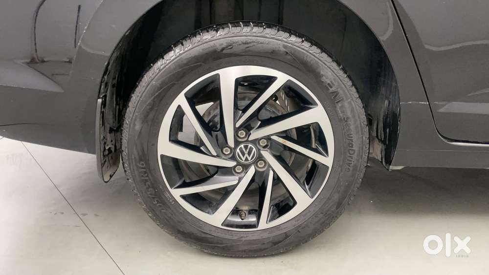Volkswagen Virtus 1.0 Topline Tsi At, 2024, Petrol