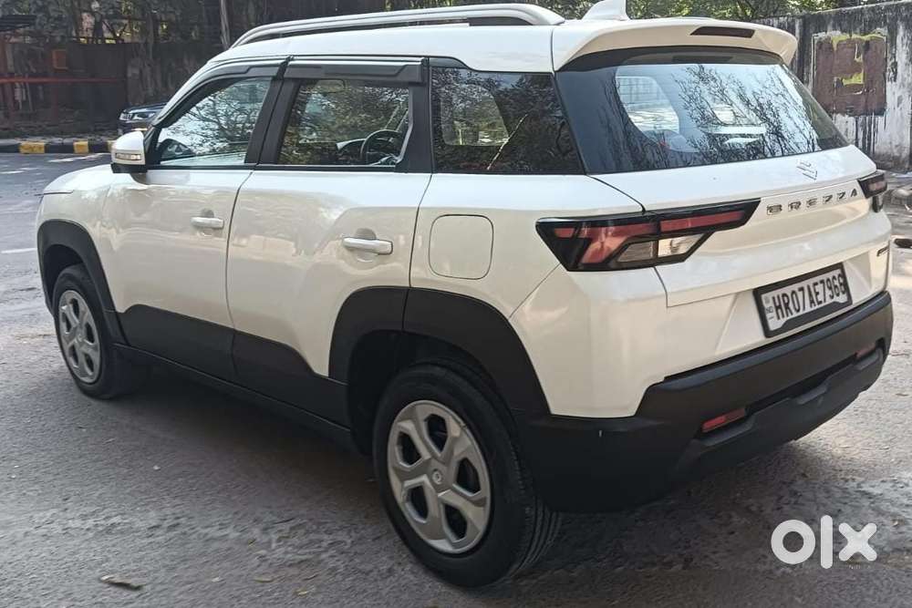 Maruti Suzuki Brezza 1.5 Vxi Smart Hybrid, 2022, Petrol