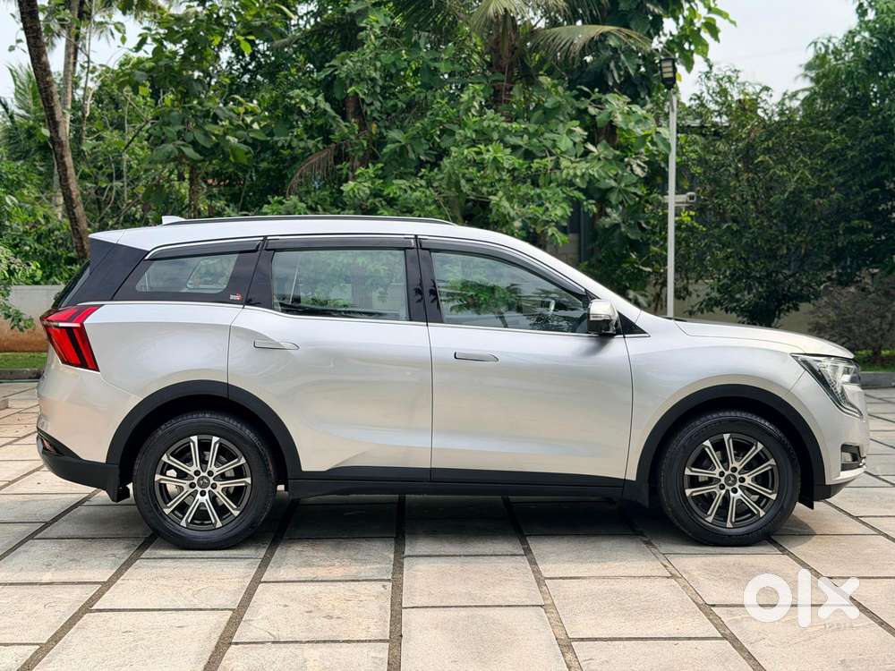 Mahindra Xuv700 2.2 Ax 7 Diesel At Luxury Pack Str, 2022, Diesel