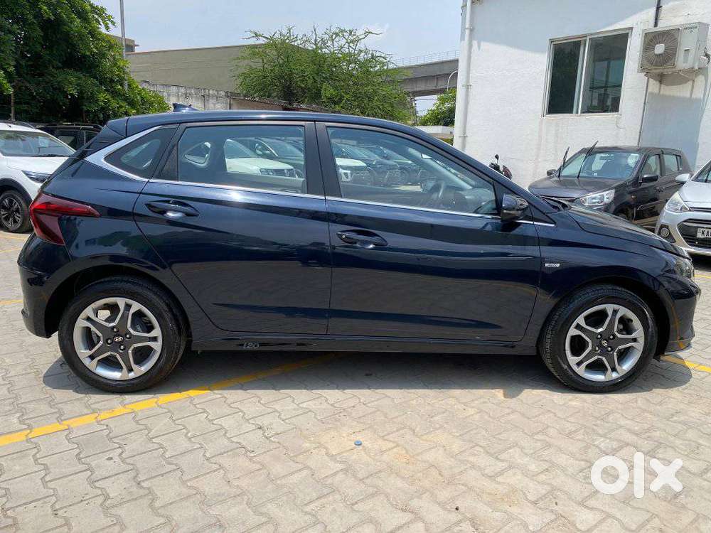 Hyundai I20 Sportz 1.2 Ivt, 2024, Petrol