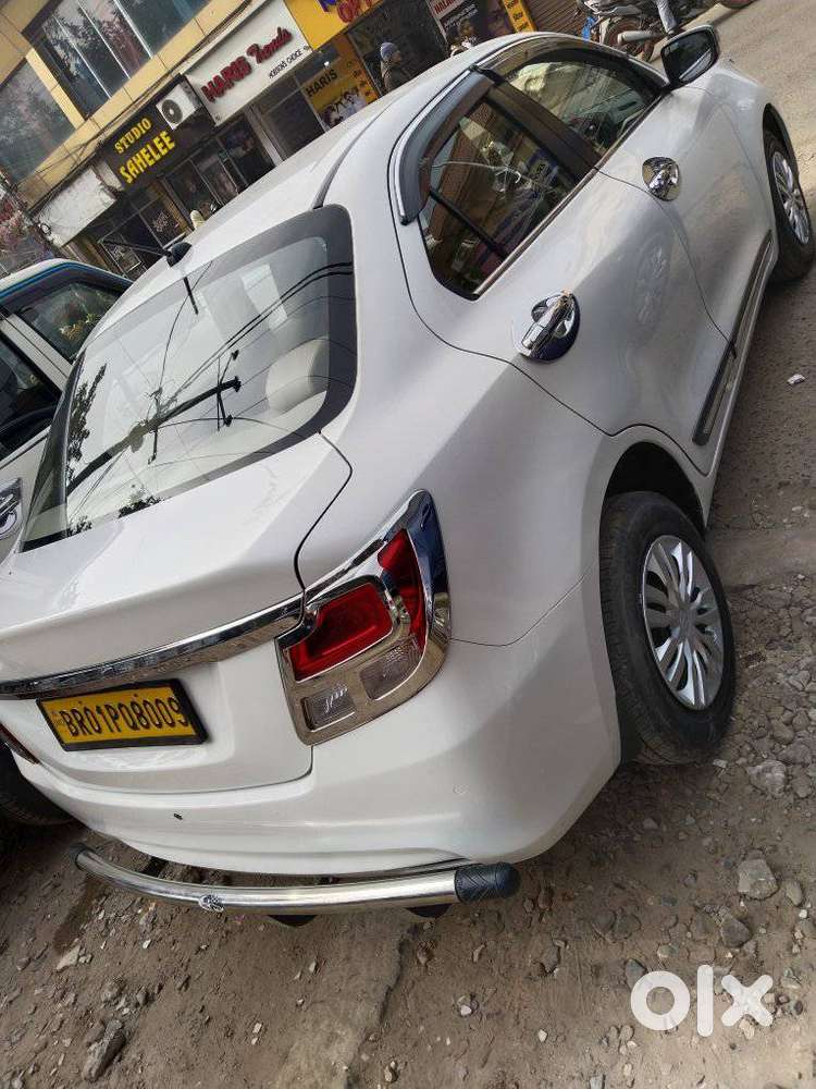 Maruti Suzuki Dzire 1.2 Vxi Cng, 2024, Cng & Hybrids