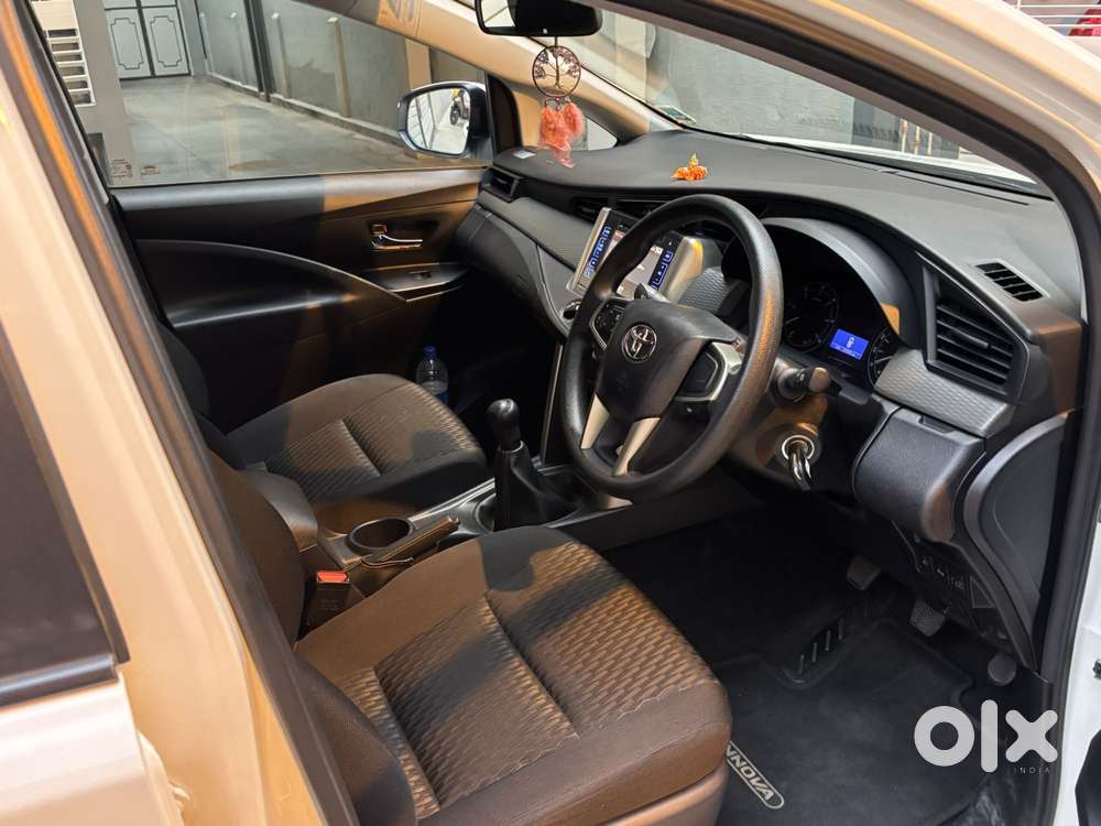 Toyota Innova Crysta 2.4 G Mt, 2018, Diesel