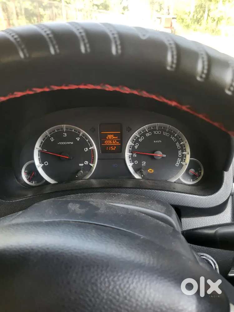 Maruti Suzuki Swift 2012 Diesel 105000 Km Driven