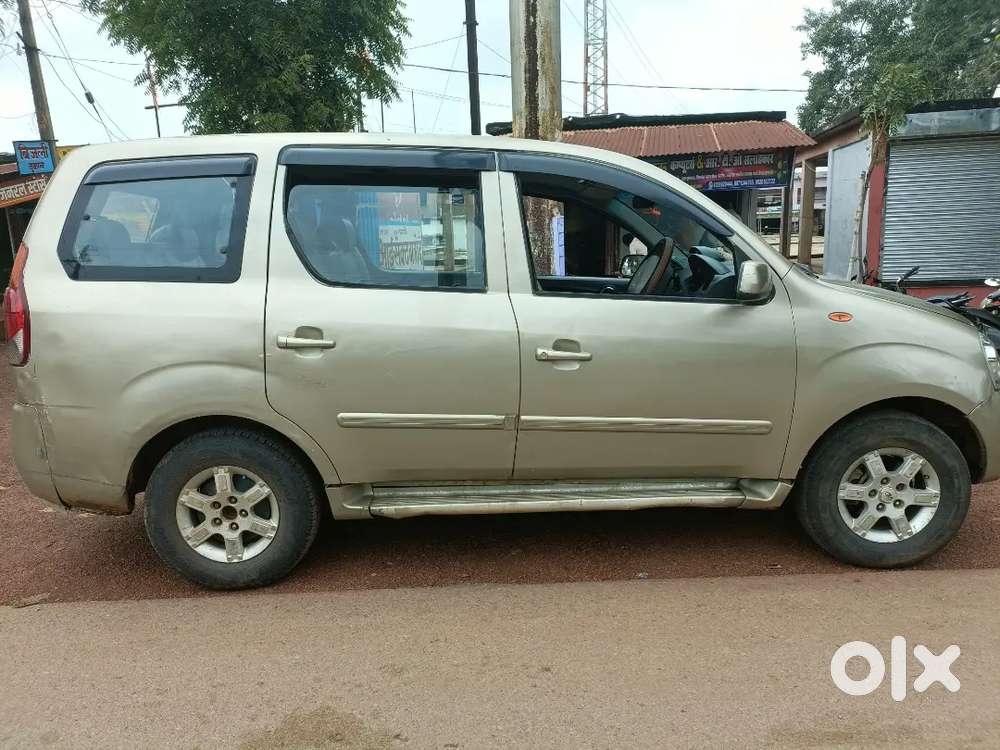 Xylo Car Urgent Bechna Hai