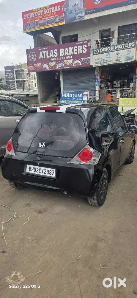 Honda Brio 2012 Manual Variant