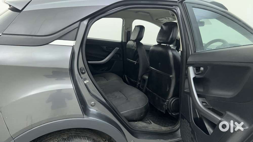 Tata Nexon 1.5 Revotorq Xma Amt (s), 2020, Petrol