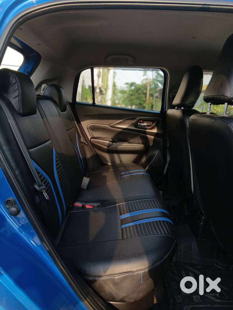 Maruti Suzuki Swift Vxi + Manual, 2024, Petrol