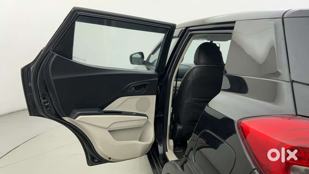 Mahindra Xuv300 W4 Diesel, 2023, Diesel