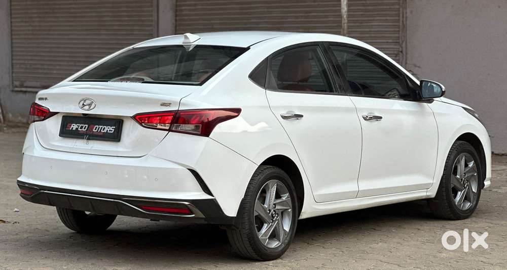 Hyundai Verna 1.5 Sx Diesel Mt, 2022, Diesel