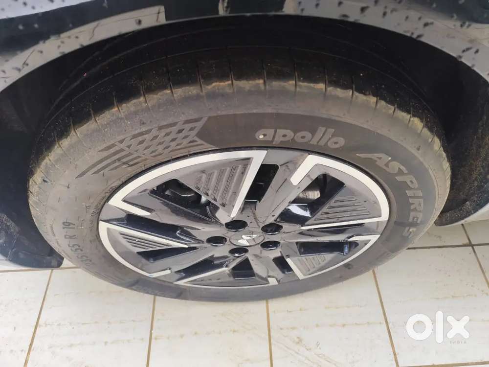 Mahindra Xuv700 Ax7l 2026 Diesel