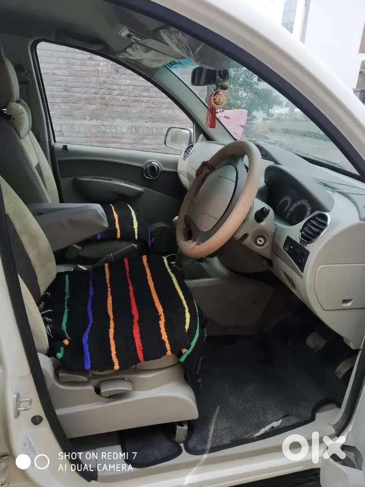 Mahindra Quanto 1.5 C8 2012