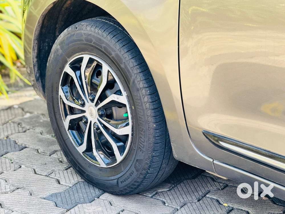 Maruti Suzuki Swift Vxi Optional, 2019, Petrol
